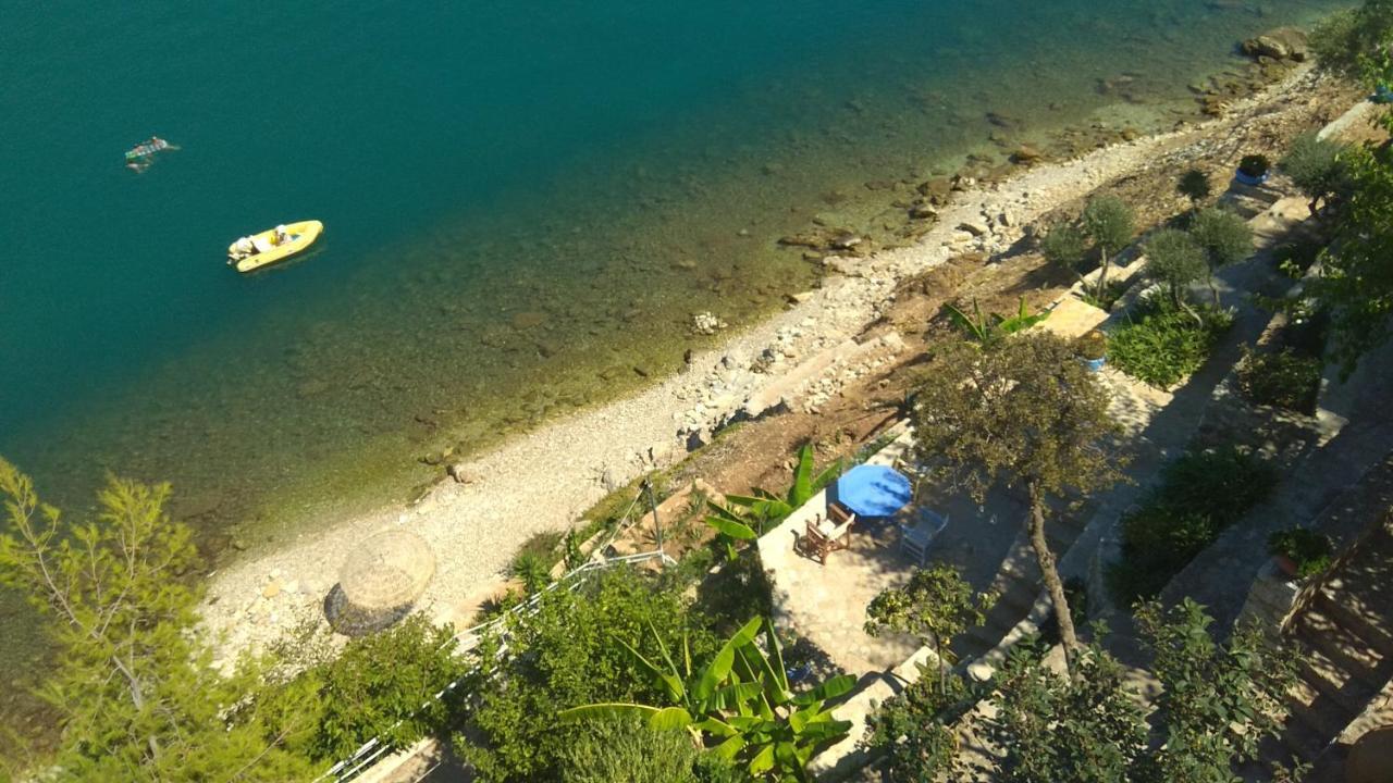Linamare Eolos Kivérion 外观 照片