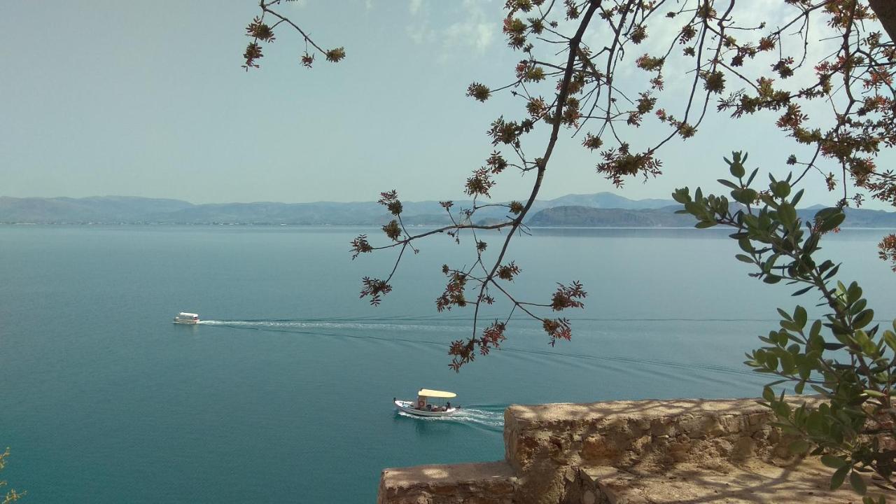 Linamare Eolos Kivérion 外观 照片