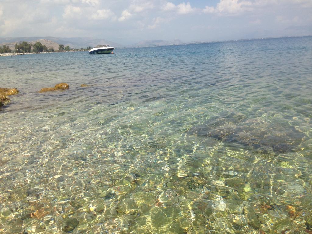 Linamare Eolos Kivérion 外观 照片
